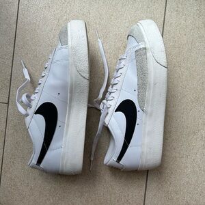 Nike Blazer Low Platform- Size 9